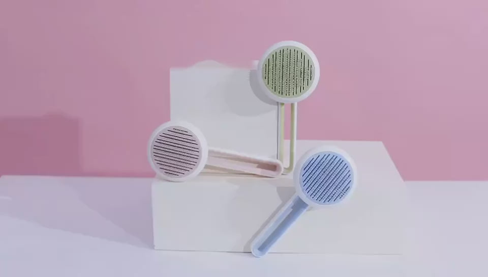 Reusable pet hair remover comb demo video